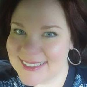 Meet your Posher, Deena